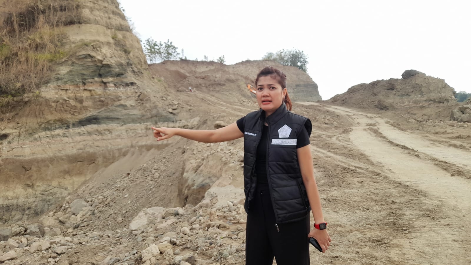 Sisca Meritania Sidak Lokasi Tambang PT PMB di Winong Ngampel Kabupaten Kendal Setelah Dapat Aduan Warga