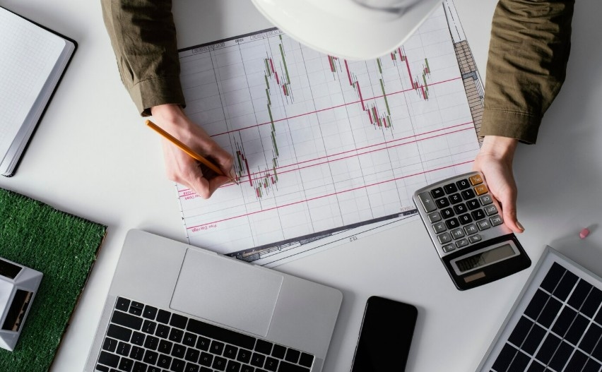 Investasi Bingung Mau ke Saham atau Obligasi? Coba Reksa Dana Campuran, Untung dan Tenang!