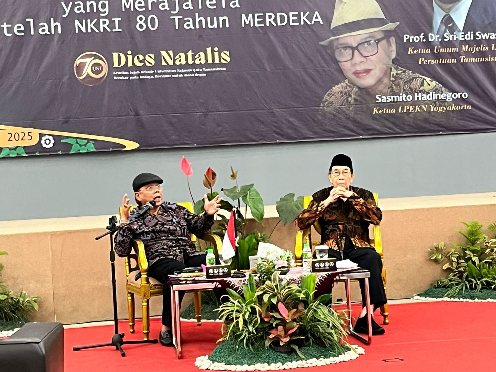 Heboh! Ekonom Senior Bongkar Skandal Gratis Saham BCA, Negara Diduga Rugi Ratusan Triliun!