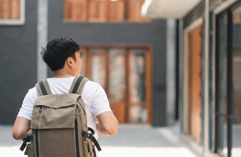 Bukan Cuma Hemat! Ini 8 Tips Ampuh Jadi Anak Rantau Sukses dan Anti Bokek!