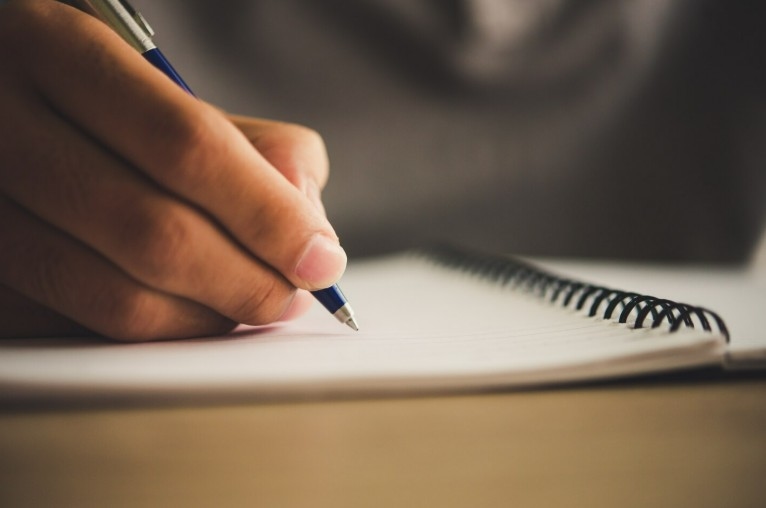 Warga Semarang Wajib Baca! Ada Pelatihan Menulis Cerpen Gratis, Lulus Langsung Dapat Uang Transport dan Sertifikat!