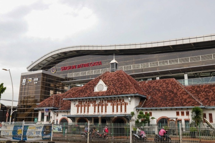 JANGAN SALAH STASIUN! Ada Demo di Senen, KAI Ubah Jadwal 12 Kereta, Penumpang Bisa Naik dari Sini!