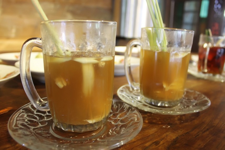 Gak Cuma Hangat di Badan! Ternyata Ini 3 Manfaat Ajaib Wedang Jahe yang Bikin Hidup Lebih Sehat!