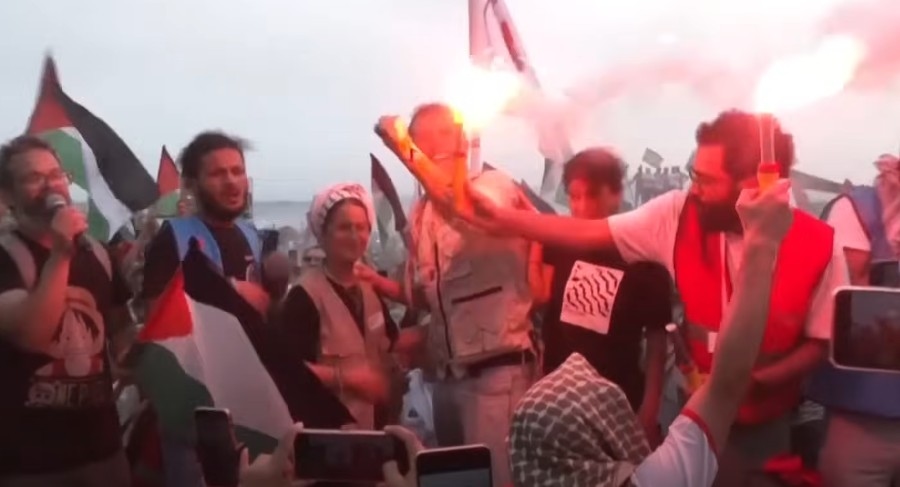 Menggemparkan Dunia! Kapal Koalisi Kemanusiaan Berlayar ke Gaza, Cucu Nelson Mandela & Greta Thunberg Ikut Berjuang!