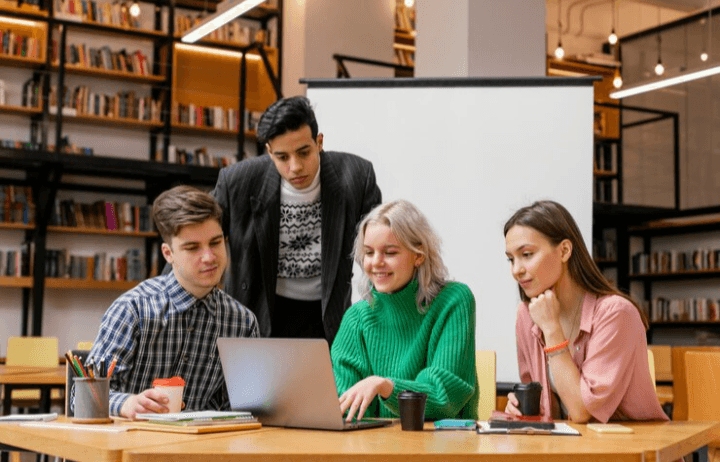 Ada-Ada Saja! Berikut 5 Jurusan Kuliah Terunik di Dunia, Ada Jurusan Mempelajari Penyanyi Pop
