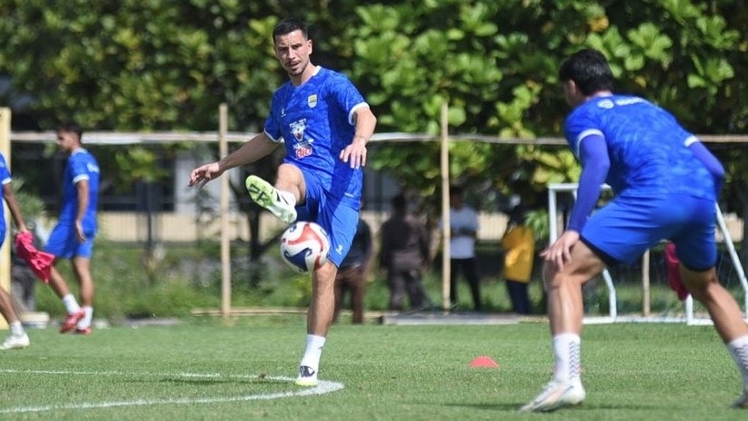 Thom Haye dan Eliano Reijnders Tak Sabar Bertemu Bobotoh, Segera Debut Bersama Persib di GBLA