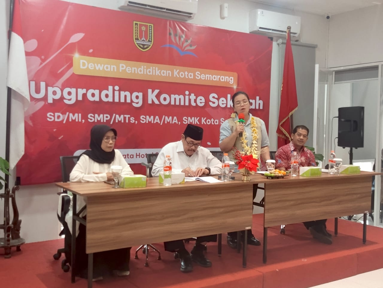 Di Hadapan Komite Sekolah dan DPKS, Agustina Ungkap Kekhawatiran Masa Depan Anak