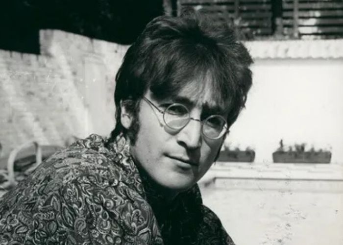 Kisah Sang Legenda! Detik-Detik Terakhir John Lennon: Dari Kalimat Kontroversial Hingga Peluru yang Mengakhiri Hidupnya!