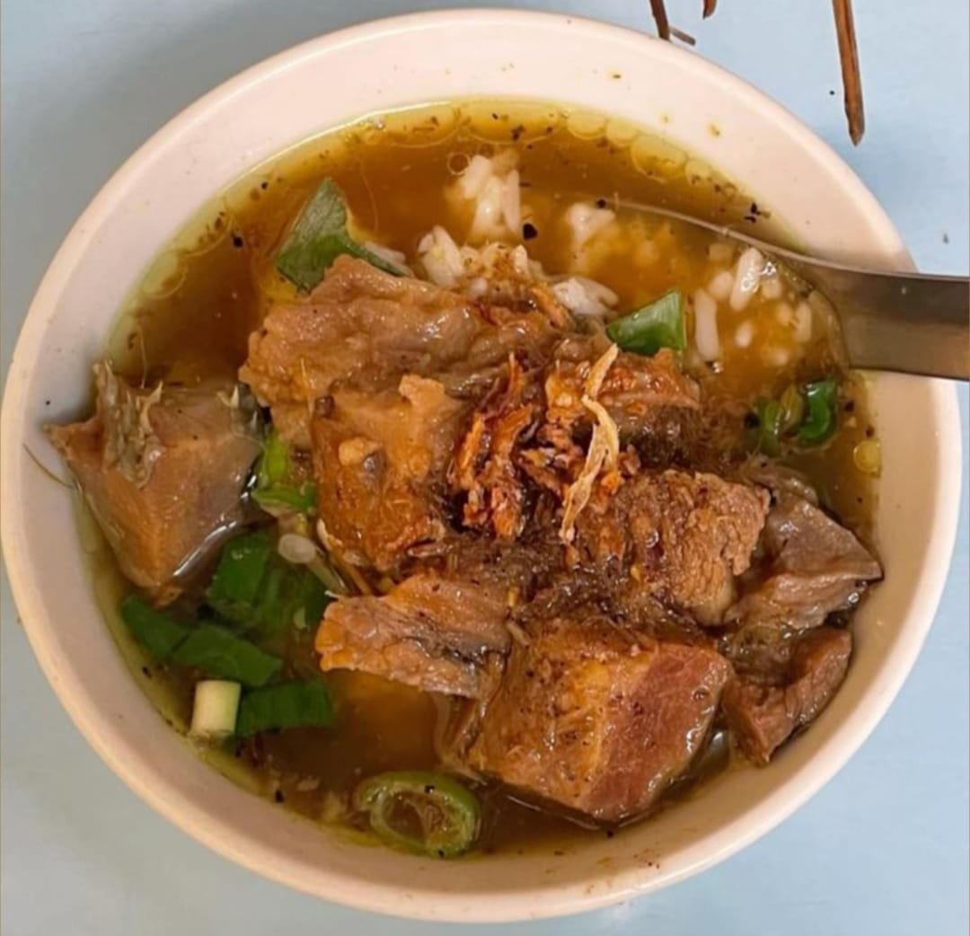 Nasi Grombyang Comal, Mengungkap Asal Usul dan Kelezatan Kuliner Legendaris Pemalang