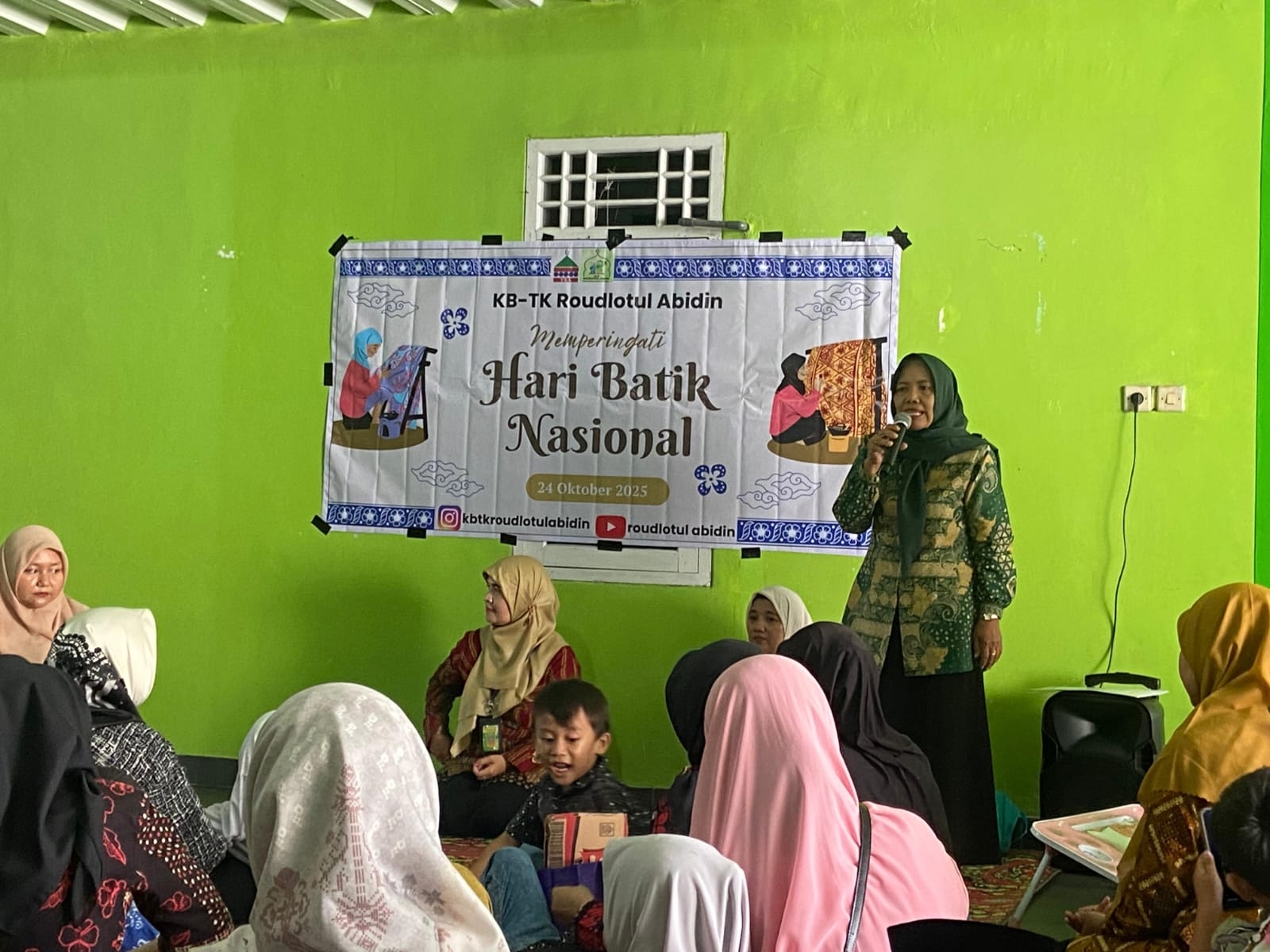 Ceria Penuh Warna! KB - TK Roudlotul Abidin Ajak Siswa Ngebatik, Tanamkan Cinta Warisan Budaya Sejak Dini