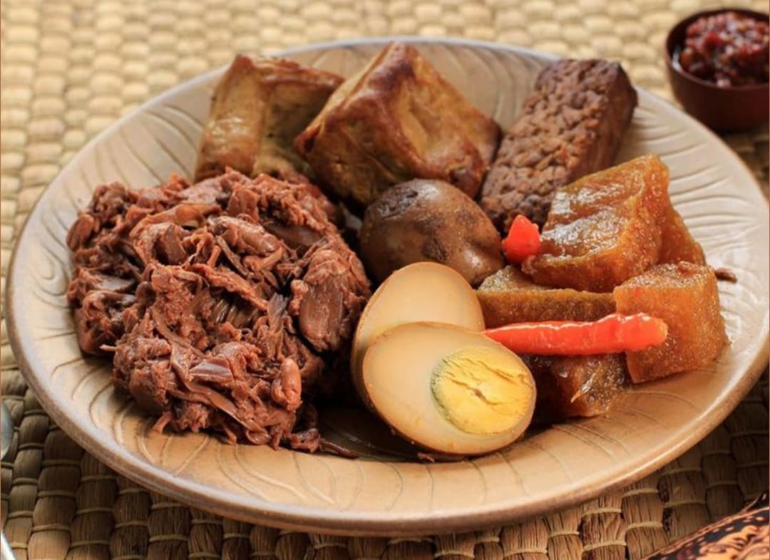 Rekomendasi 5 Tempat Makan Gudeg Yogyakarta yang Wajib Dicoba, Surga Kuliner yang Melegenda