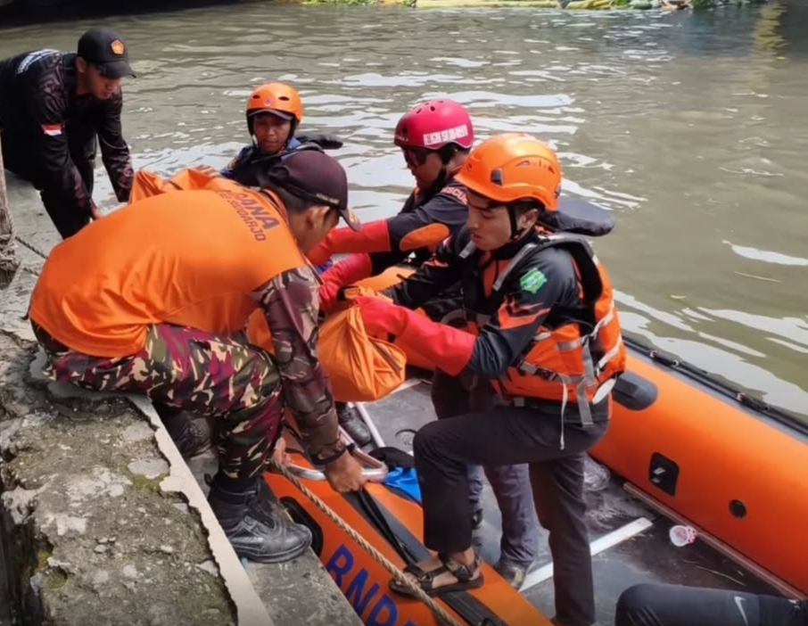 Santri yang Tenggelam di Sungai Sidokare Sidoarjo Akhirnya Ditemukan