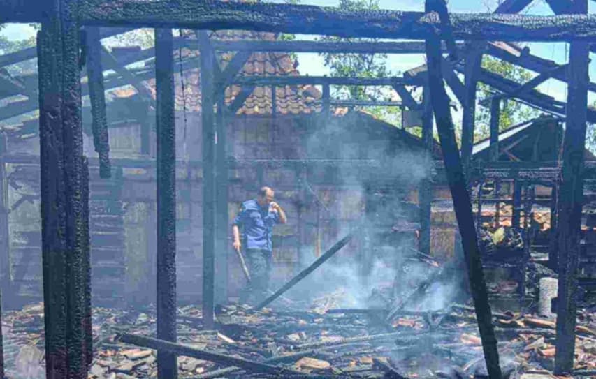 Rumah Warga Ringinharjo Grobogan Hangus Terbakar saat Ditinggal Beli Rokok, Kerugian Capai Rp70 Juta