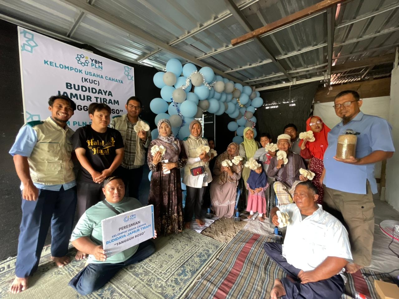 Berdaya Lewat Jamur Tiram! YBM PLN Pusmanpro Gandeng Difabel Semarang, Bentuk Kelompok Usaha Cahaya Tangguh Roso