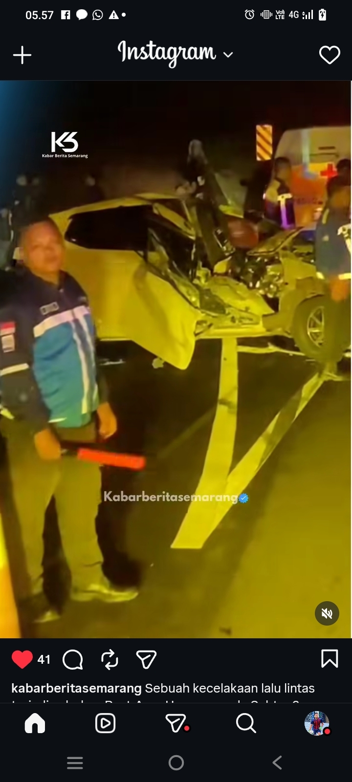 Kecelakaan Lalu Lintas di Sebelum Rest Area Ungaran, Sebuah Mobil Rusak