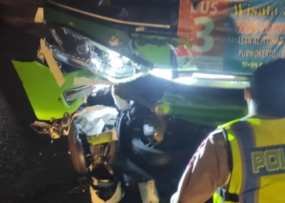 Kecelakaan Maut Bus Pariwisata vs Honda Scoopy di Banjarnegara, Pengendara Motor Tewas