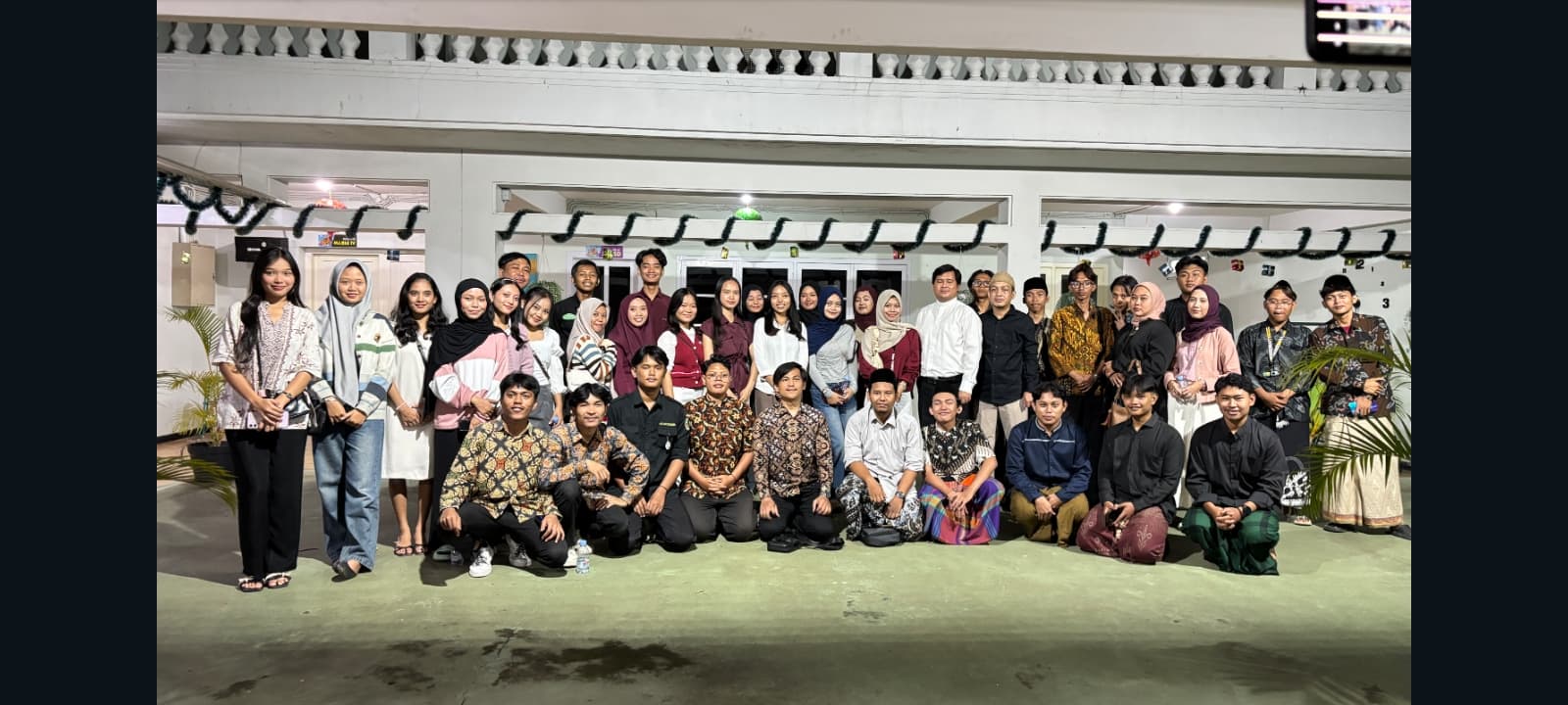 Keliling Gereja Ucapkan Selamat Natal, Tokoh dan Pemuda Lintas Agama Rawat Damai di Semarang